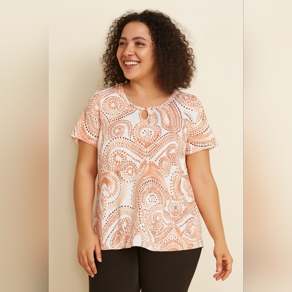Chico's Tops - Chico's Pattern Short Sleeve Peephole Top